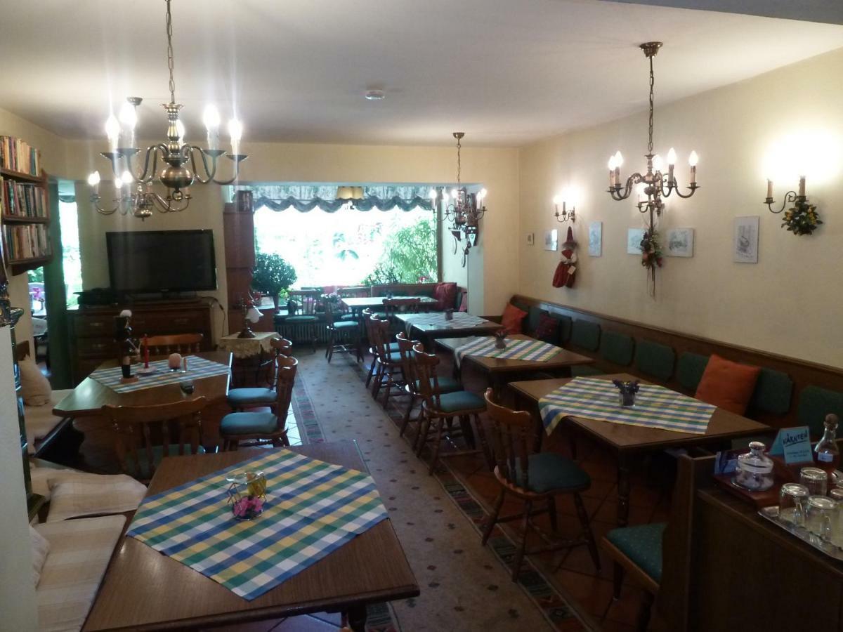Gaestehaus-Staats Bed and Breakfast Obervellach Exterior foto